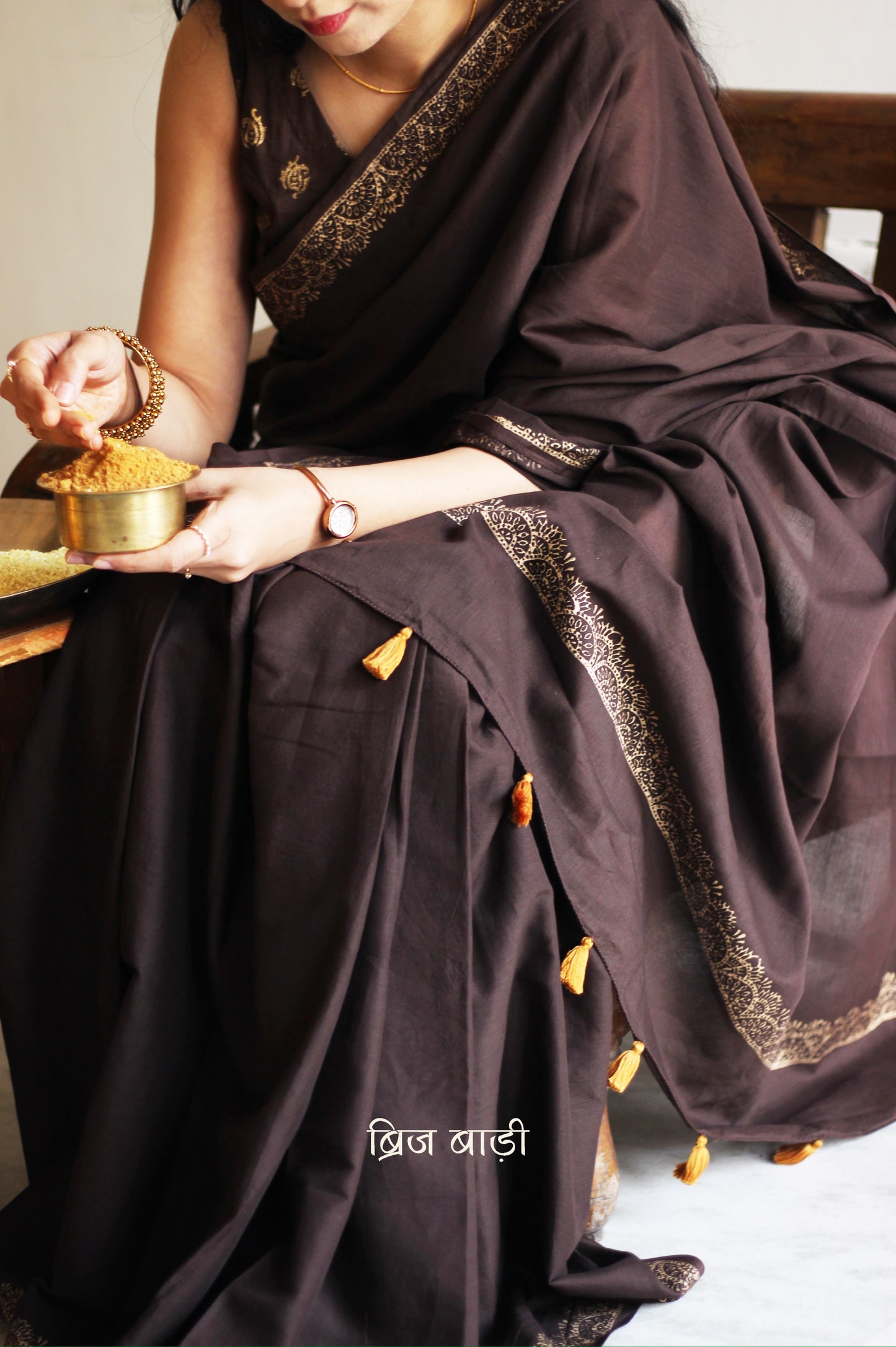 URVIJA- Handcrafted Mulmul Saree