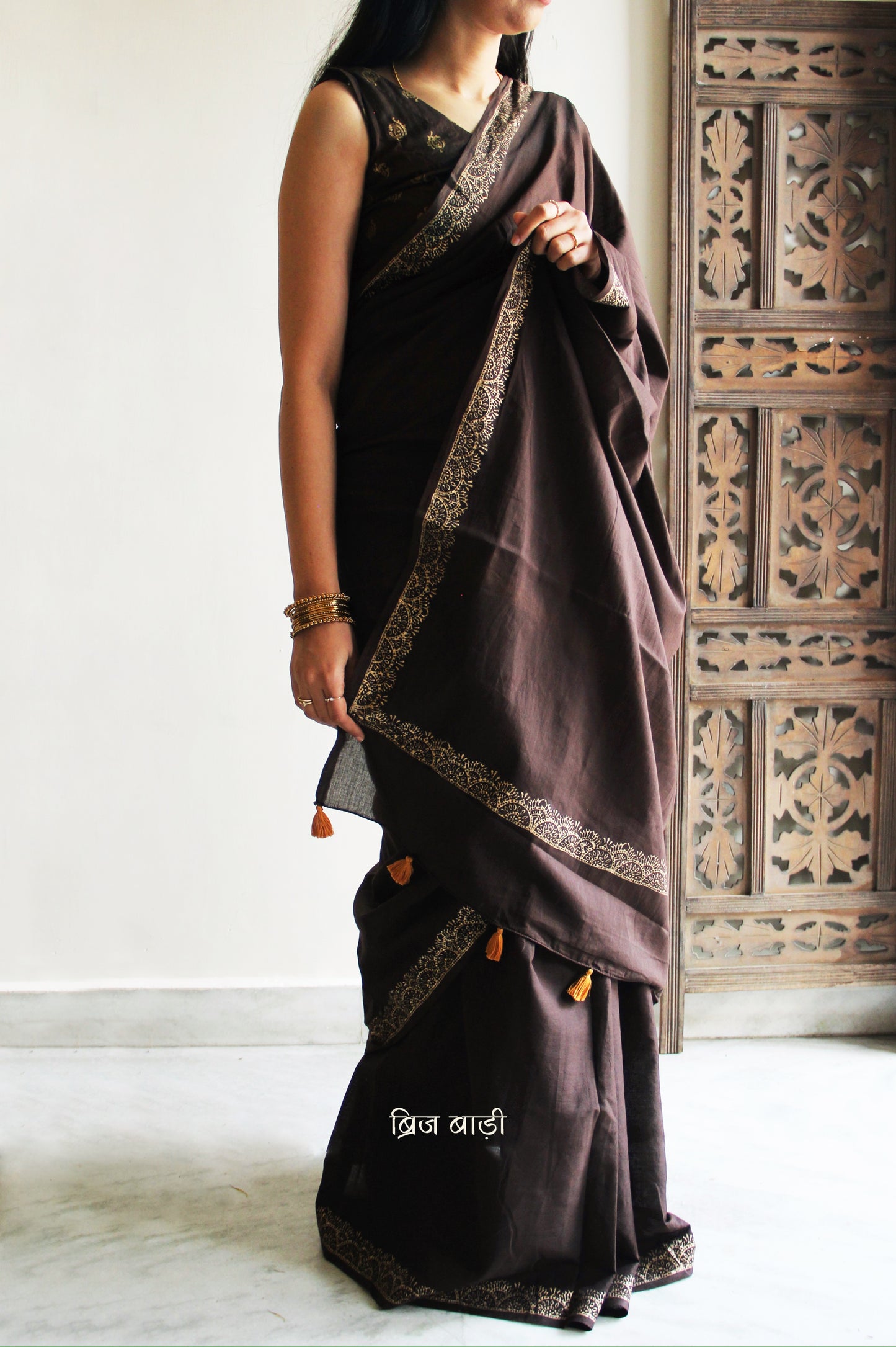 URVIJA- Handcrafted Mulmul Saree
