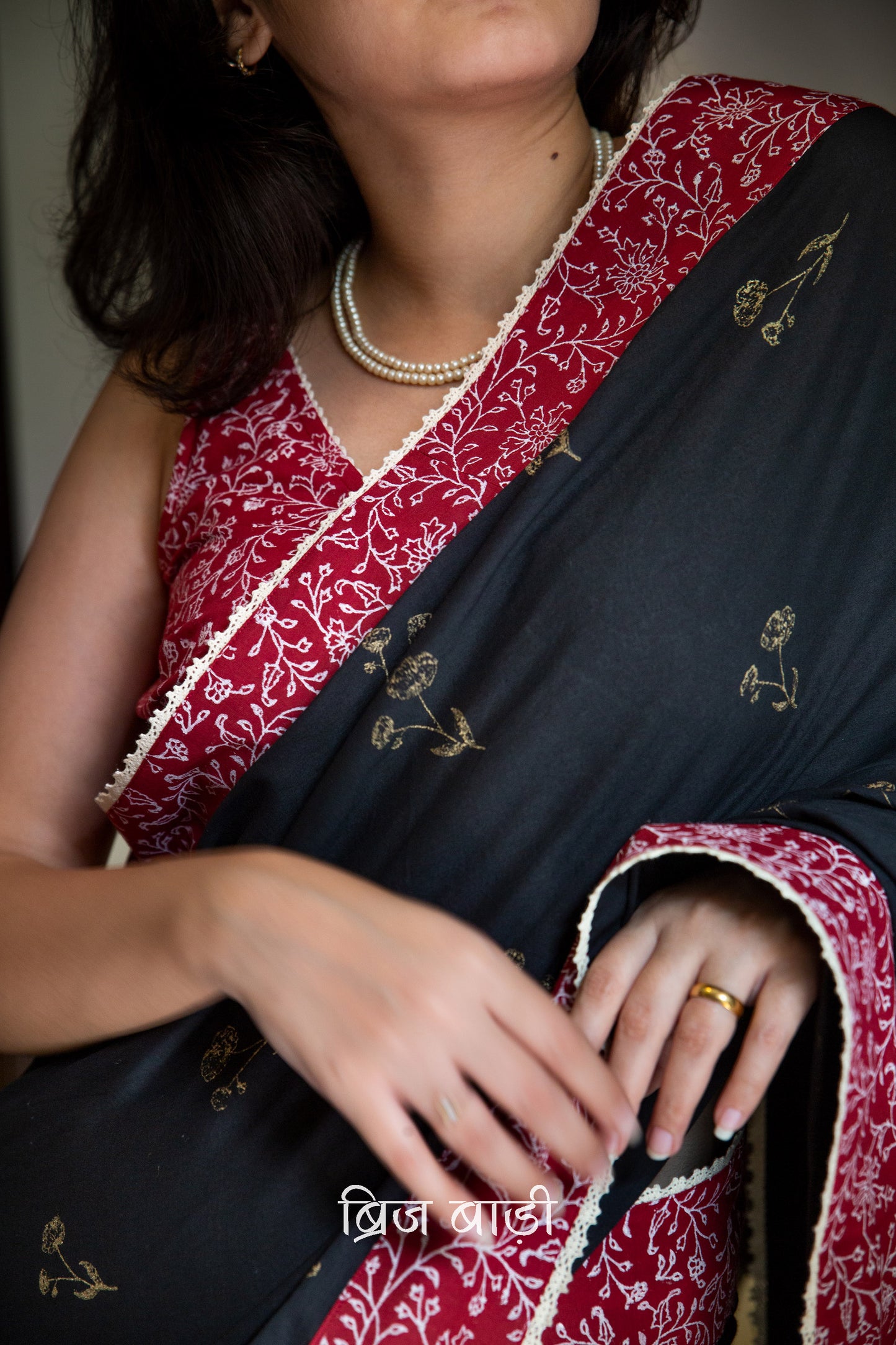 DHVANI- Handcrafted Mulmul Saree