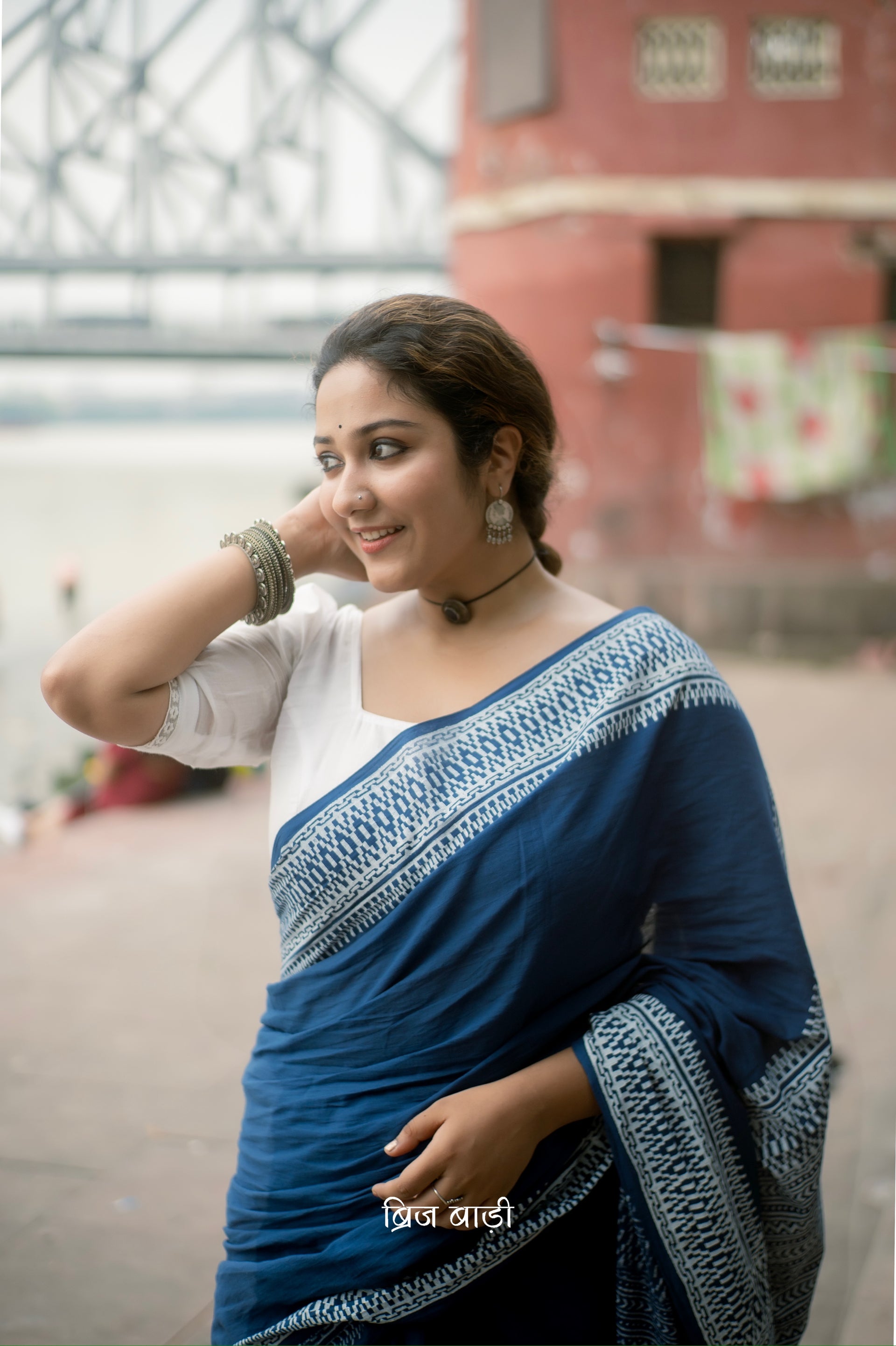 JUHI- Handcrafted Mulmul Saree