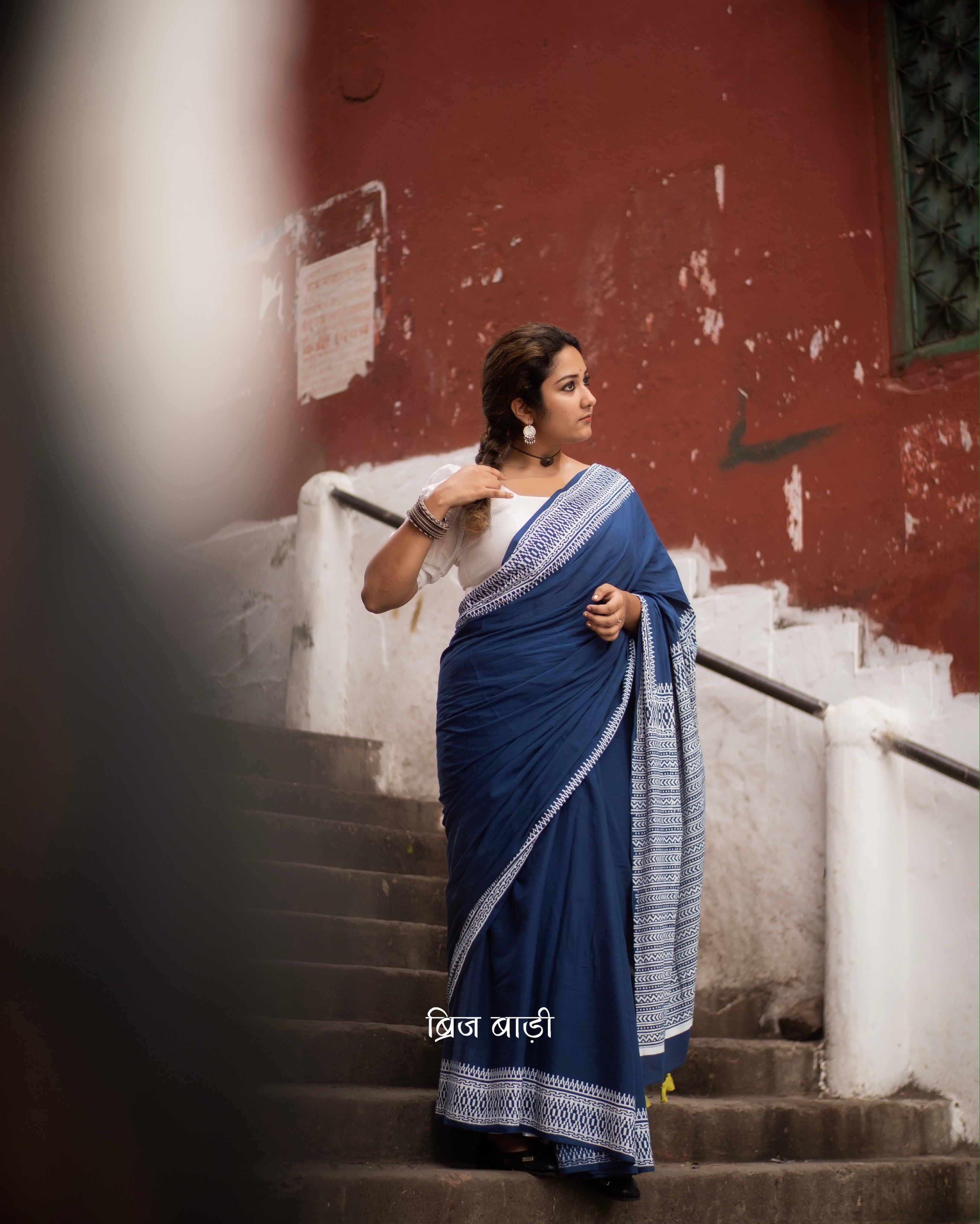 Khadi Cotton Sari - Timeless black body, white border & geometric motifs