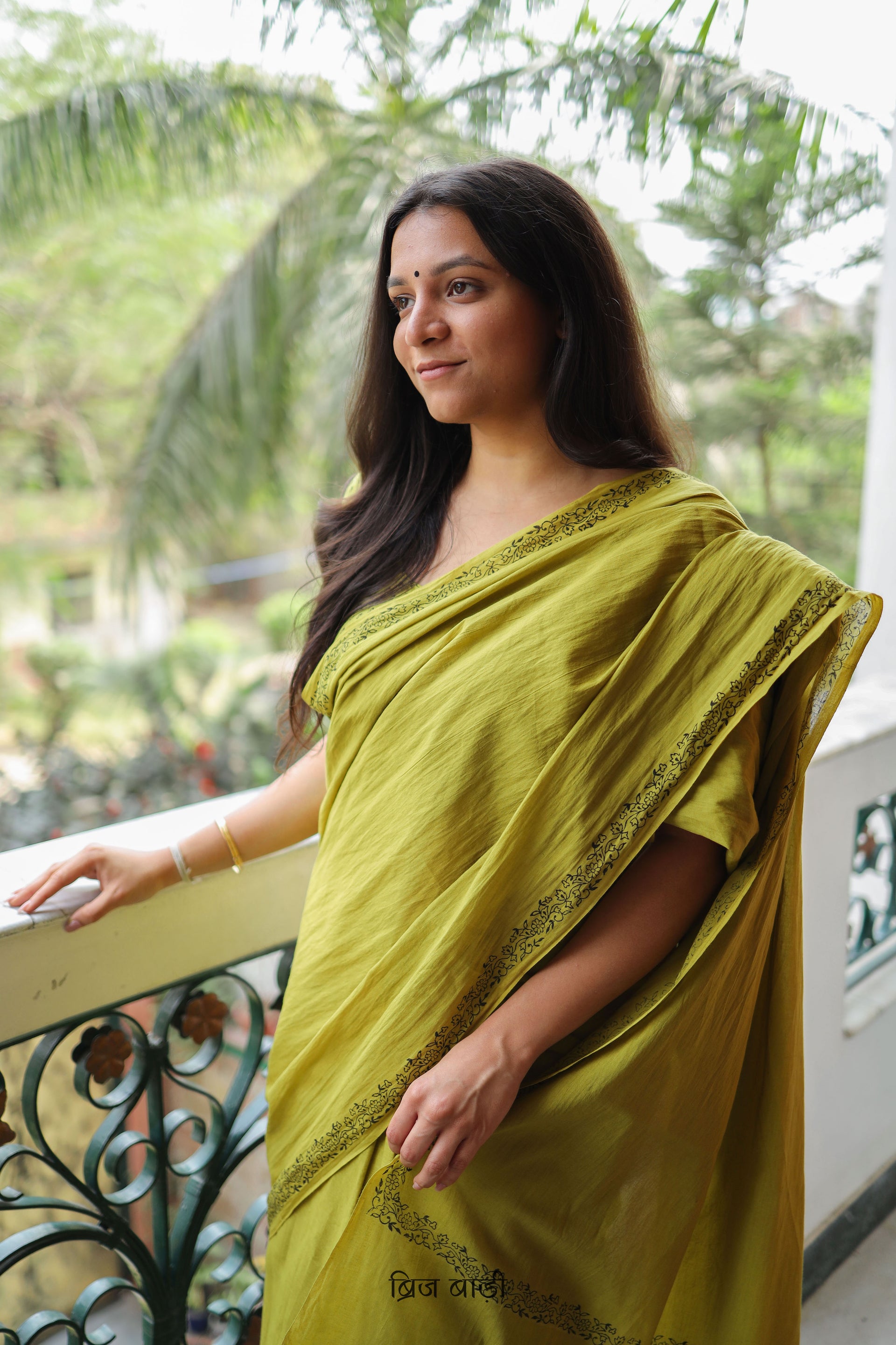 BHARVI- Handcrafted Mulmul Saree