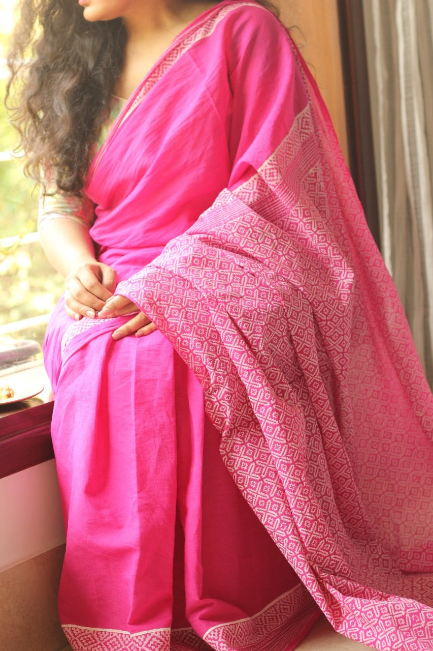 Handcrafted cotton mulmul pink saree. Hand block printed by artisans. Dynamic and vibrant design. Soft and comfortable for all day wear