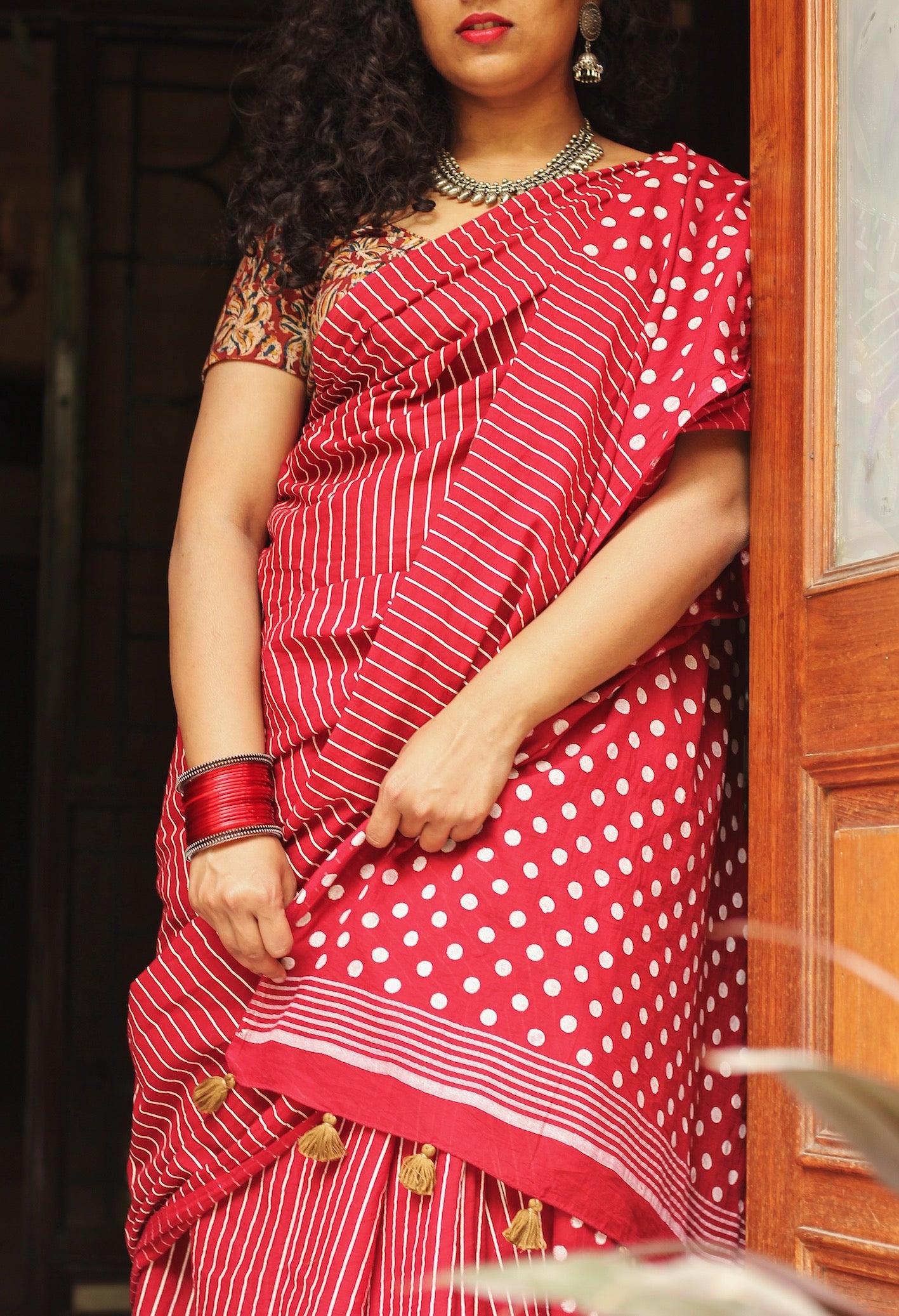 VAANI- Handcrafted Mulmul Saree